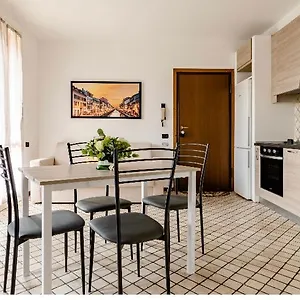 Tra Natura E Citta - Con Giardino Apartamento