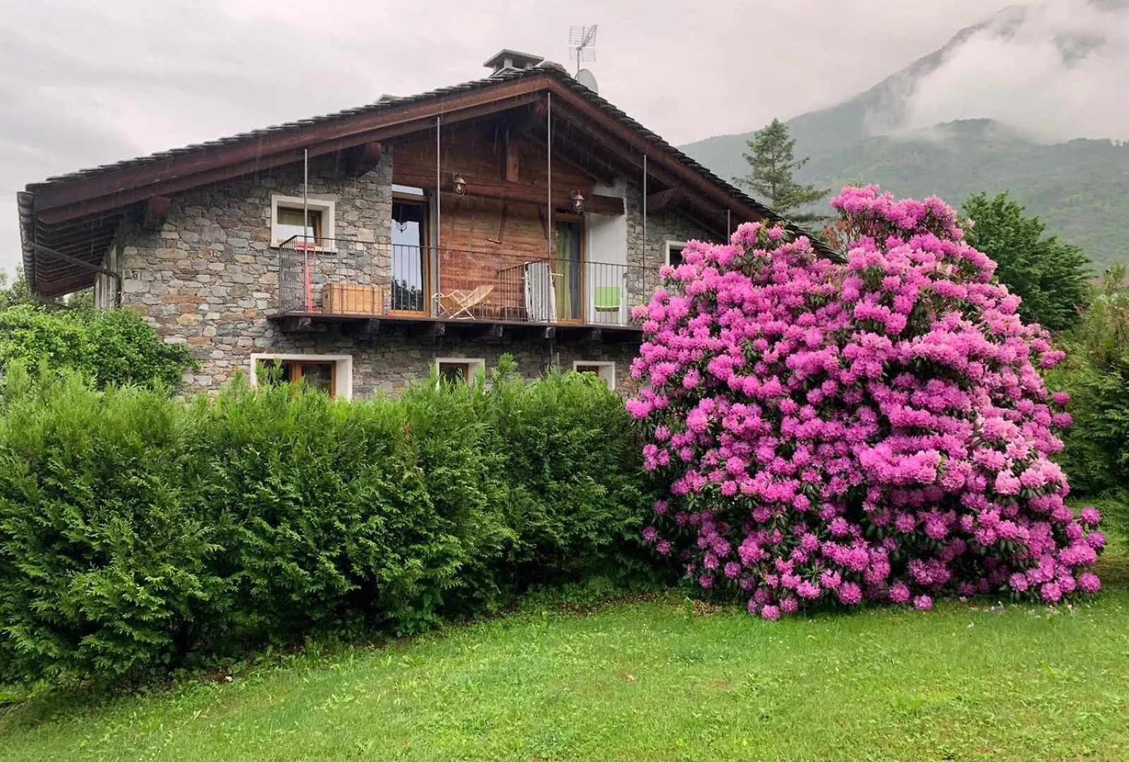 Casa Unica- Da Bruno Apartment Colico Italy
