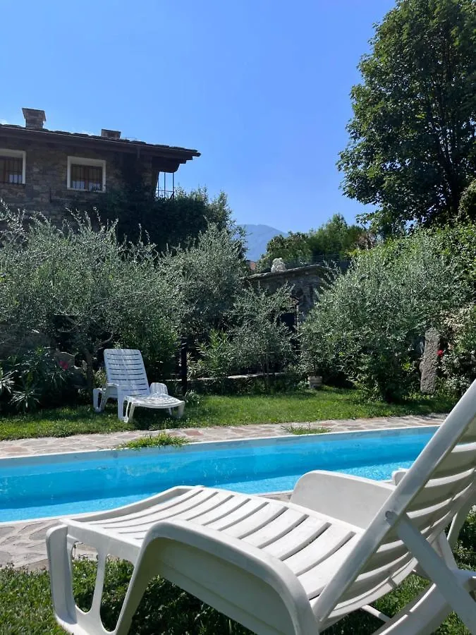 Casa Unica- Da Bruno contacts