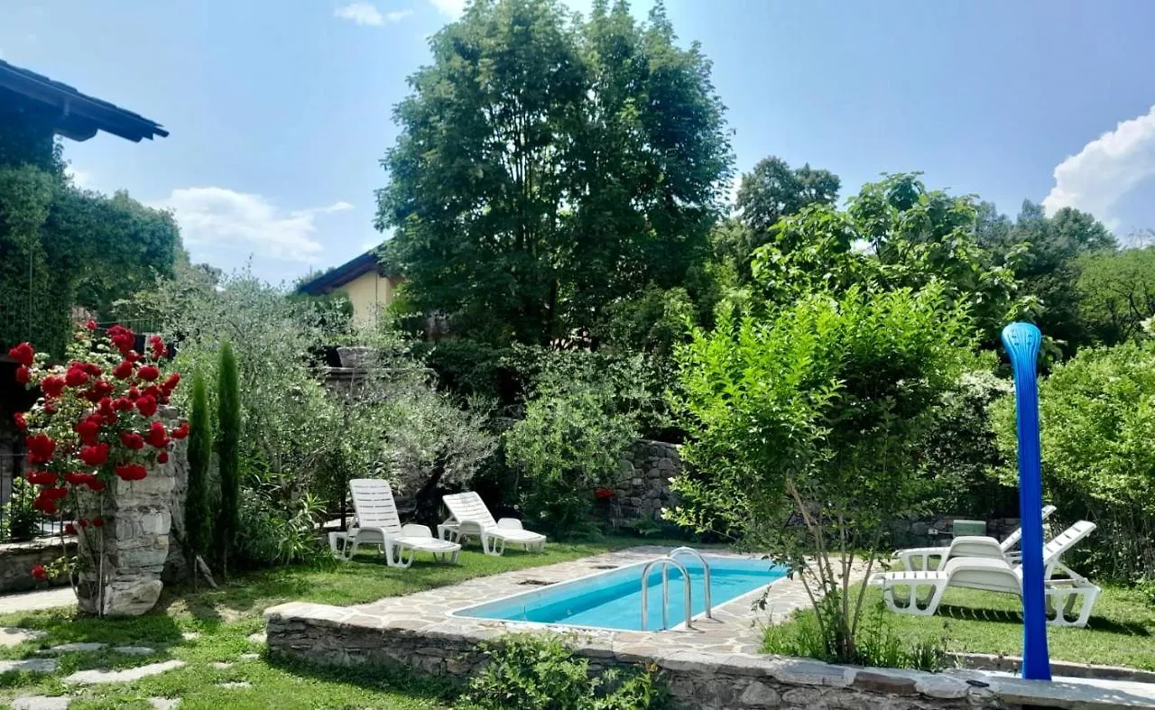 Casa Unica- Da Bruno Apartment Colico Italy